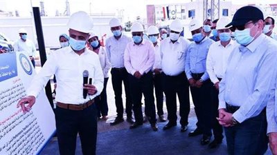 وزير البترول يتفقد شركات تكرير الإسكندرية للبترول وأموك وأنربك