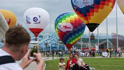 مقتل شخص وإصابة 5 آخرين في تحطم منطاد بأوكرانيا