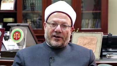 حكم الشرع في حرمان الإخوة أخاهم من رؤية أبيه المسن؟.. مفتي الجمهورية يرد