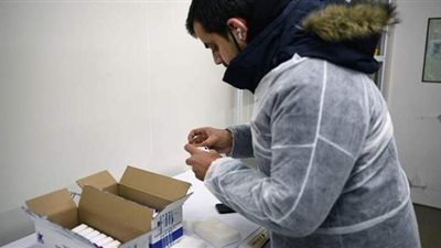 تطبيقات المواعدة تمنح امتيازات مجانية لمتلقي لقاح كورونا بأمريكا