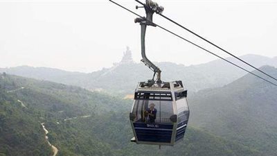 8 قتلى في حادث سقوط عربة تلفريك في إيطاليا