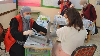 تطعيم 200 عامل بتعليم طنطا ضد كورونا ضمن مبادرة «اللقاح أمان» | صور