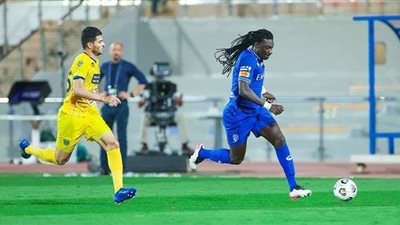 قبل الجولة الأخيرة.. الهلال بطلا للدوري السعودي بالفوز على التعاون | فيديو وصور