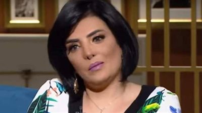 نشرة أخبار الفن: خطوبة المطربة رحمة رياض.. وحورية فرغلي ترد على إنكار أمينة خليل قرابتها