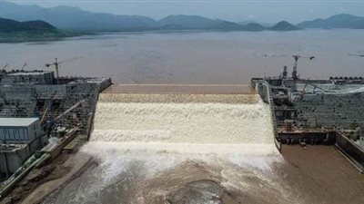 وزير الري يفجر مفاجأة بشأن الملء الأول لسد النهضة