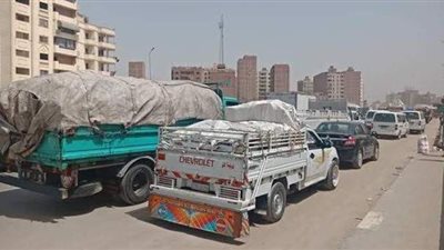 زحام مروري أعلى الدائري.. وانتظام حركة السيارات بالقاهرة والجيزة
