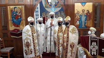 البابا تواضروس يمنح ثلاثة من كهنة المعادي رتبة القمصية