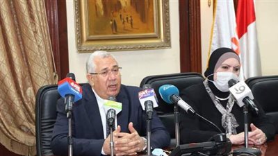 وزيرا الزراعة والصناعة يوقعان بروتوكول تعاون لدعم المشروعات الصغيرة في الريف