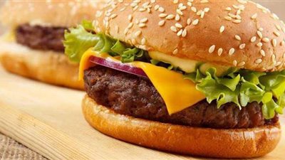 جوسى وآمن.. طريقة عمل البرجر فى البيت