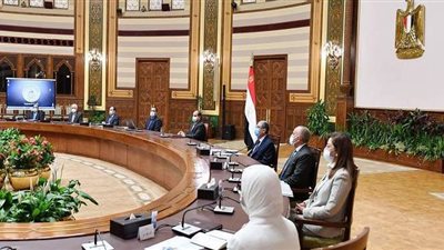 السيسي يكلف بتوفير كافة الموارد والمعدات والآلات العمالة لتطوير الريف