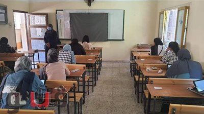 ٤٧ ألف و٢٣٠ طالبا أدوا الامتحانات التجريبية للثانوية العامة بنظام التابلت بالدقهلية | صور