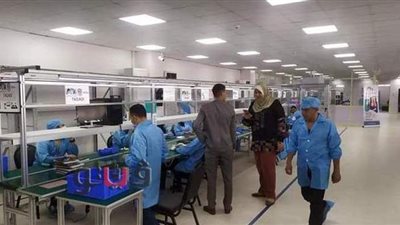 تدشين خطوط إنتاج أول تابلت ولاب توب عربي.. غدًا