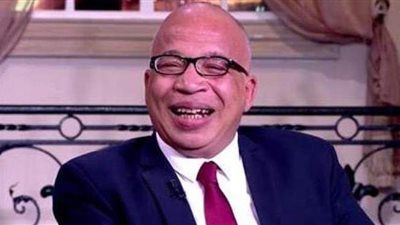 مصطفي درويش لشريف دسوقي: 