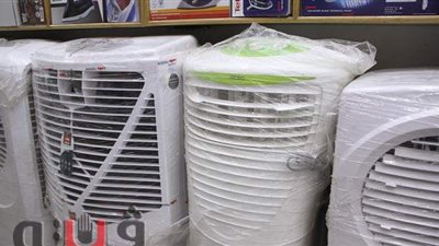 إقبال على شراء المراوح والتكييفات.. وأصحاب المحال: الأسعار ارتفعت بنسبة 10%| فيديو