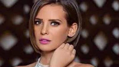 ماذا قالت إيمان العاصي عن دلال عبدالعزيز؟