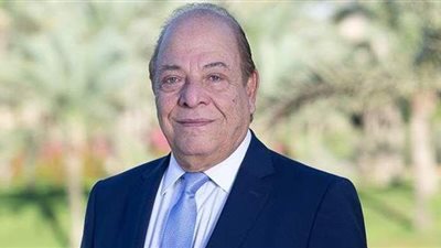 رئيس مستثمرى العاشر: المشروعات القومية أنقذت قطاع الصناعة من الانهيار