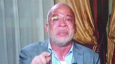 فى رسالة صوتية من المستشفي.. شريف دسوقي: شكرنا لأبونا السيسي