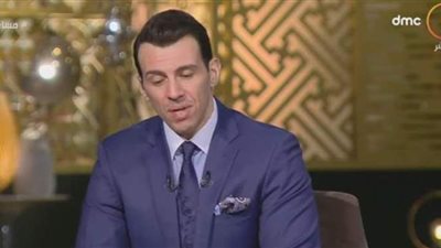 جسمي قشعر.. رامي رضوان يروي موقفا غريبا حدث أثناء سيره خلف نعش سمير غانم | فيديو