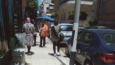 طلاب الثانوية العامة بالإسكندرية يتوافدون على لجان الامتحانات | صور