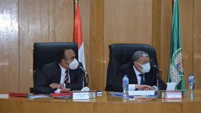محافظ المنيا: توفير حلول سريعة للاستمرار في تنفيذ مبادرة حياة كريمة