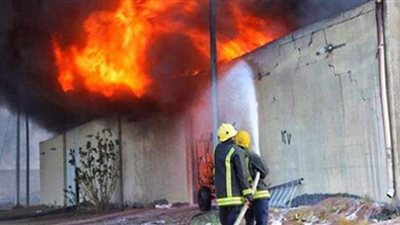 انتداب المعمل الجنائي لبيان سبب حريق مصنع أدوية بالجيزة