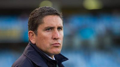 قبل مواجهة نهضة بركان .. 5 مدربين قادوا الأهلي فى السوبر الأفريقي