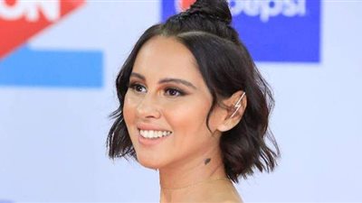 تحريض على التحرش.. ياسمين رئيس تثير الجدل بعد مشاركتها في كليب حسن شاكوش