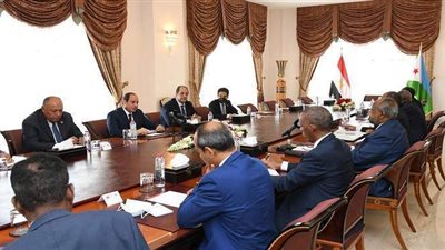 7 صور ترصد المباحثات المصرية الجيبوتية ومؤتمر السيسي وجيلة
