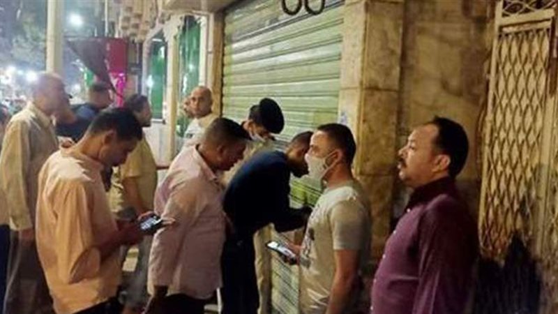 إغلاق مقاه مخالفة