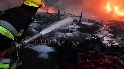حريق هائل في مستودع كيميائي بإيران.. وإصابات بين رجال الإطفاء | فيديو