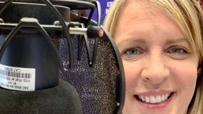 وفاة مقدمة برامج بريطانية بعد تلقيها لقاح 