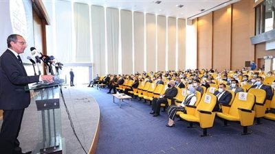 وزير الاتصالات: جميع الخدمات الحكومية في العاصمة الإدارية إلكترونية