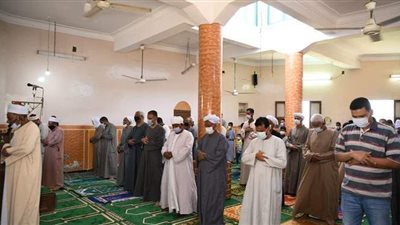 أوقاف قنا تفتتح أعمال إحلال وتجديد 4 مساجد