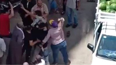 لحظة القبض على المتهم بدهس 3 أشخاص في أرض اللواء | فيديو