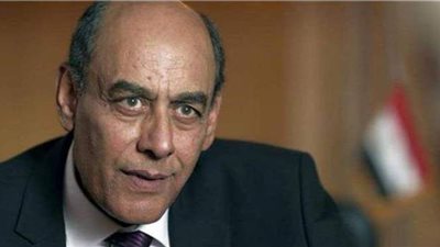 شاهد.. أحمد بدير يتلقى لقاح فيروس كورونا