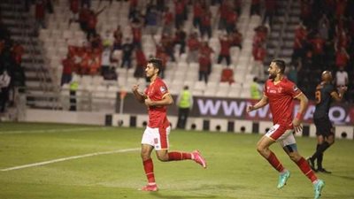 السوبر الإفريقي.. ثلاثي الأهلي يتوج باللقب للمرة الثالثة في تاريخه