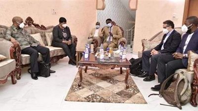 مدعية الجنائية الدولية تصل الخرطوم لبحث محاكمة البشير