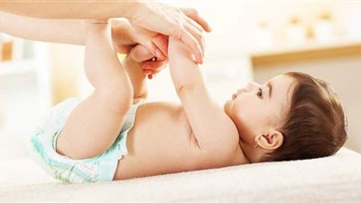 علاج إسهال الأطفال في 3 خطوات.. تعرفي عليها