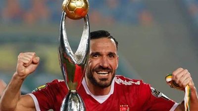 بعد الفوز بالسوبر الأفريقي.. 10 بطولات لمعلول مع الأهلي في 5 سنوات