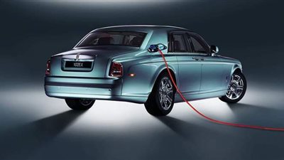 رولز رويس تطلق «سايلانت شادو» الكهربائية بمدى سير يصل إلى 550 كلم