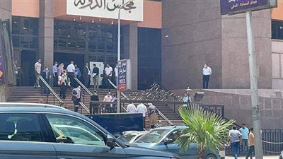 مرتضى منصور يصل المحكمة بعد صدور حكم بإلغاء قرار إيقافه | فيديو