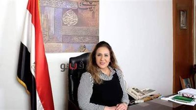 بعد صراع مع المرض.. وفاة والدة رئيس التليفزيون المصري