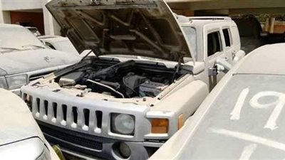 أكثر من 60 سيارة فاخرة بمزاد الجمارك.. 16 يونيو المقبل
