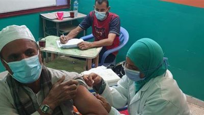 تطعيم 57 ألف مواطن بلقاح كورونا بالمنيا