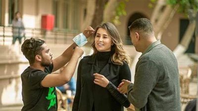 عائشة بن أحمد تنشر صورة من كواليس فيلم ريتسا