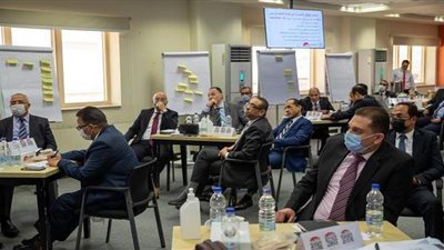 الأكاديمية الوطنية تبدأ تدريب قضاة المحاكم الاقتصادية وقيادات بنك مصر | صور