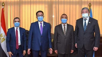 محافظ الإسكندرية يستقبل سفير كازاخستان