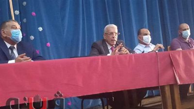 تعقيم ١٥٤ لجنة مدرسية بالإسماعيلية استعدادا للشهادة الإعدادية
