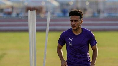 أحمد سامي: مصطفى فتحي لاعب من طراز فريد وأتمنى استمراره في سموحة