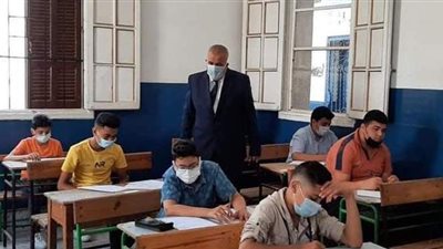 فرحة بين طلاب الشهادة الإعدادية بدمياط لسهولة امتحان الجبر